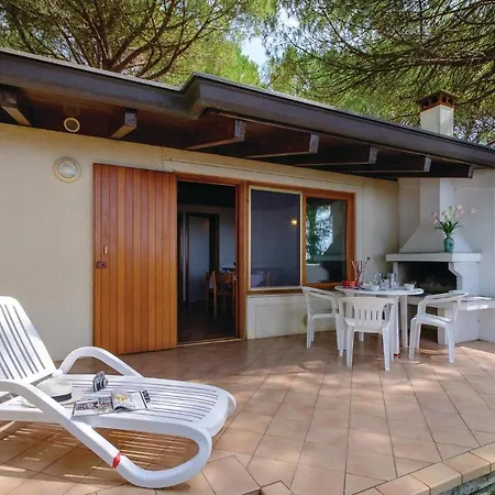 Holiday home Novamiramare 1 *